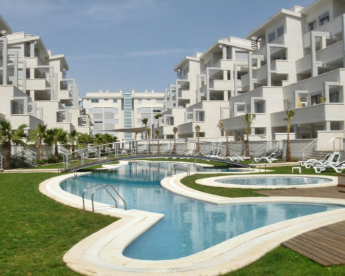 piscina-apartamentos-elegance-denia-1